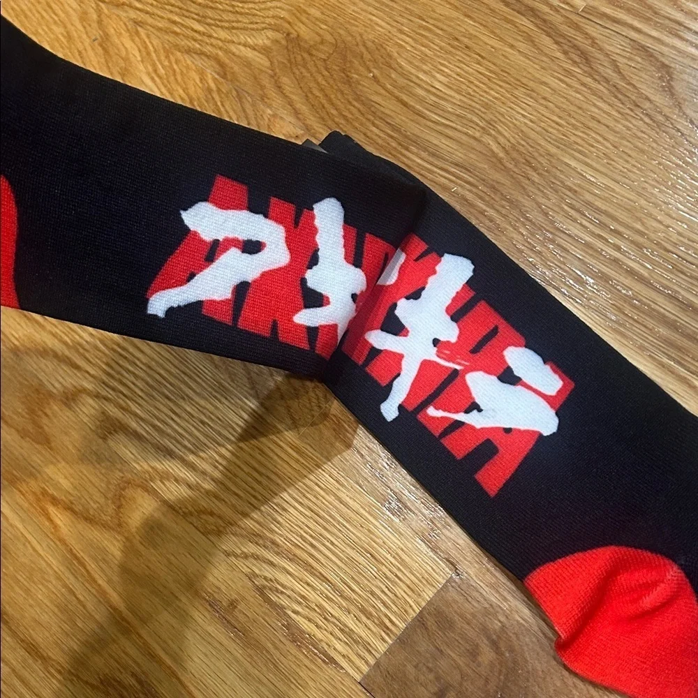 HGC AKIRA Black and Red graphic tall knit crew Socks casual men’s LARGE/Xl new